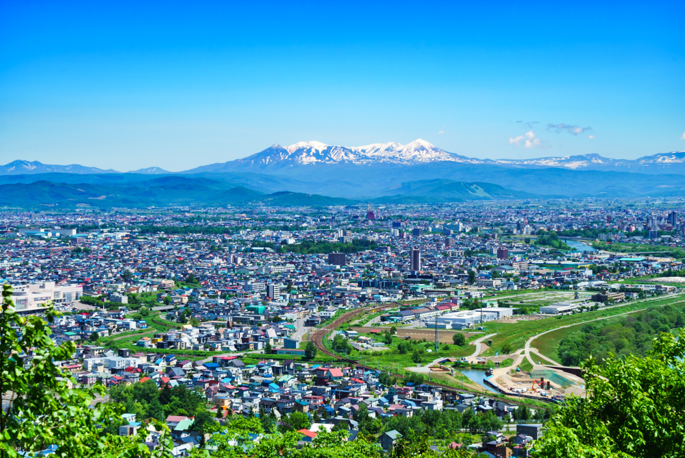 大雪山国立公園の裾野につながる旭川市