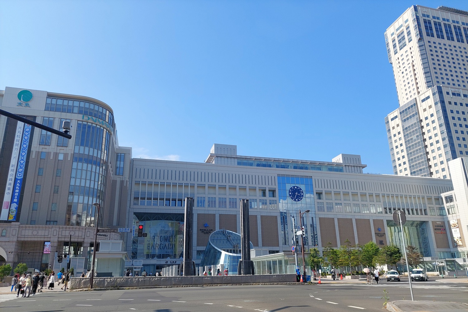 JR札幌駅前の風景